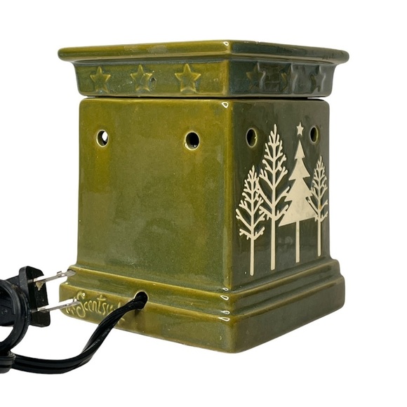 Christmas Scentsy Warmer Tannenbaum‎ Full Size Fragrance Warmer Winter Tree - Picture 2 of 8